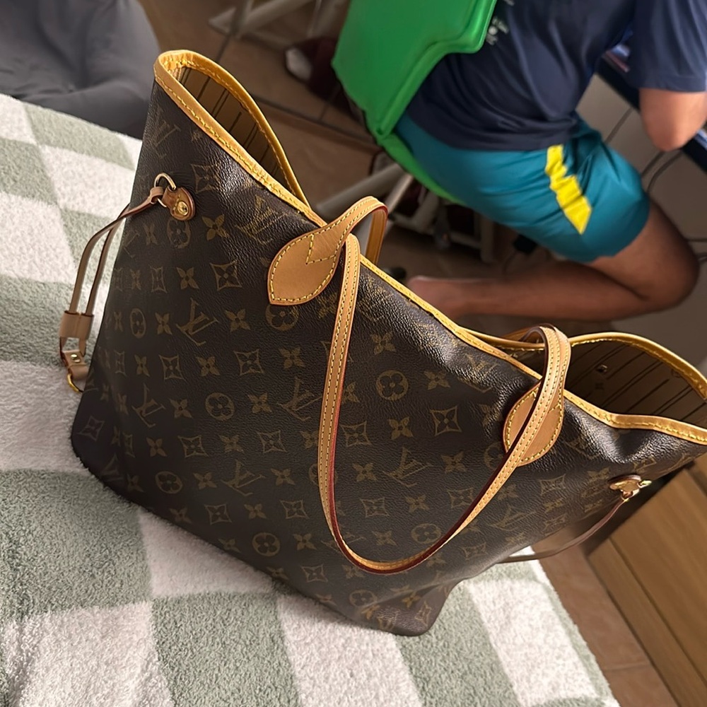 Vintage Louis Vuitton Neverfull MM